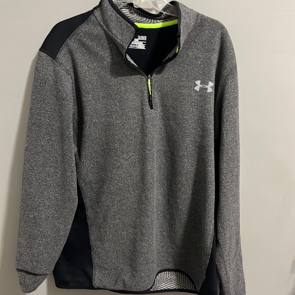 Men’s XL Under Armour Cold gear half zip